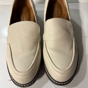 Easy Spirit Off-White Leather Loafers